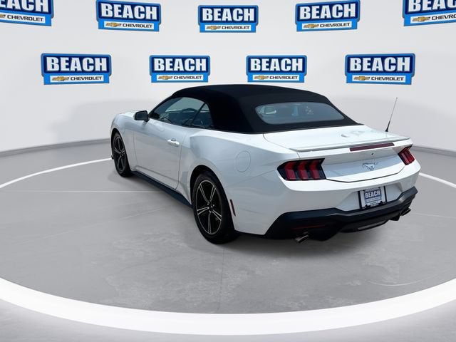 2025 Ford Mustang EcoBoost