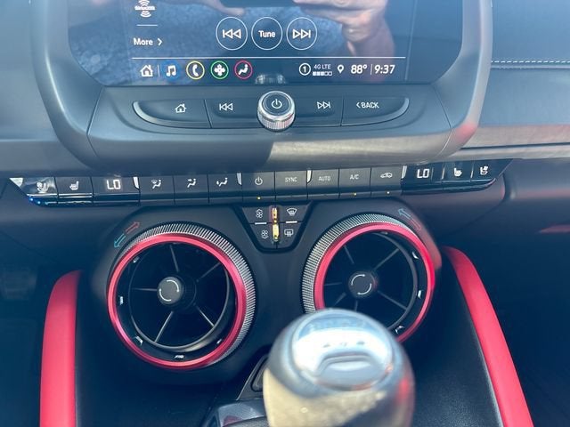 2024 Chevrolet Camaro 2LT