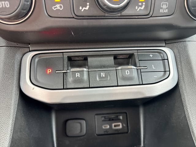 2021 GMC Acadia SLT
