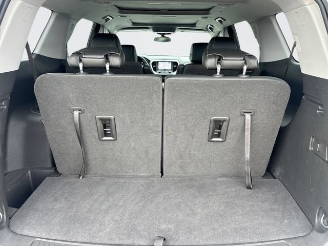 2021 GMC Acadia SLT