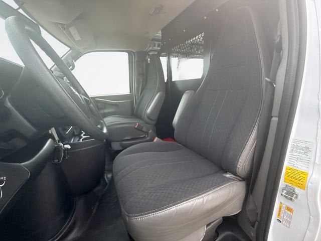 2025 GMC Savana Cargo Work Van
