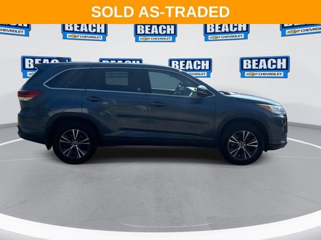 2017 Toyota Highlander LE