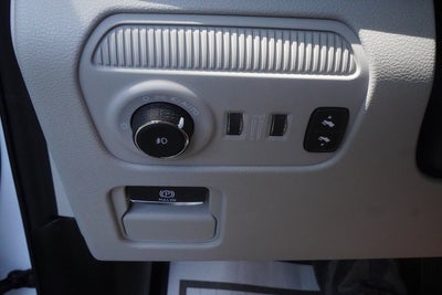 2024 Jeep Wagoneer BASE