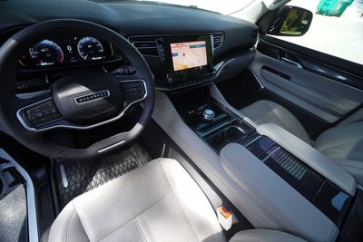 2024 Jeep Wagoneer BASE