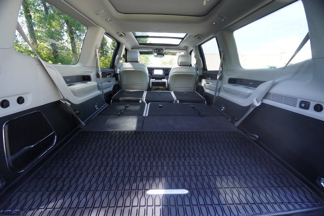 2024 Jeep Wagoneer BASE