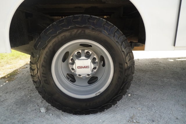 2022 GMC Sierra 3500 HD Chassis Cab SLE