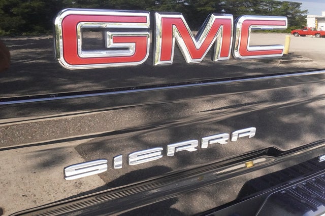 2025 GMC Sierra 2500 HD SLT