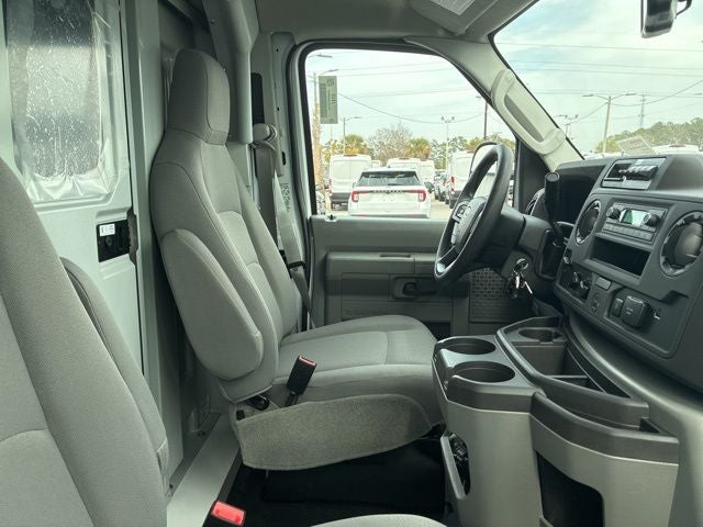 2026 Ford E-350SD Base Cutaway