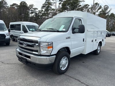 2026 Ford E-350SD Base Cutaway