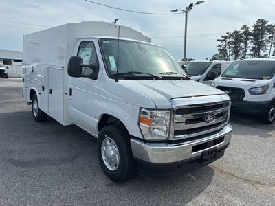 2026 Ford E-350SD Base Cutaway