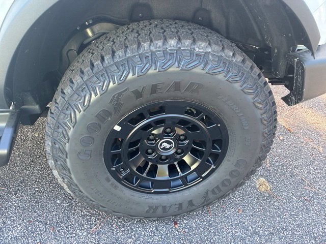 2026 Ford Bronco Big Bend Matte Black Package