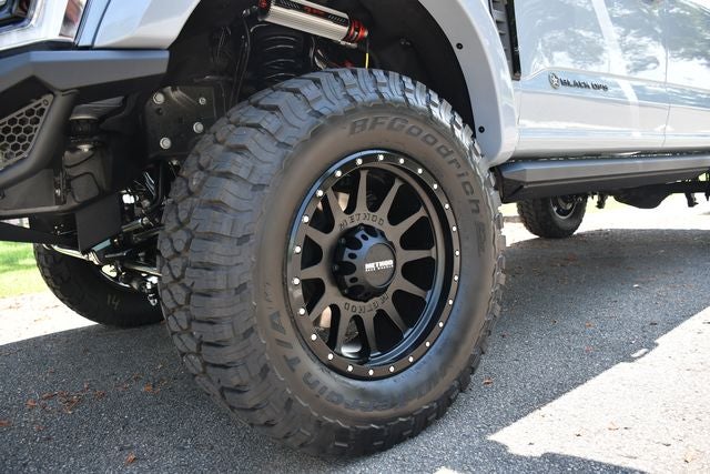 2026 Ford F-250SD Lariat BLACK OPS