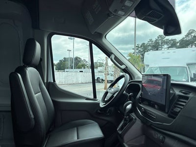 2027 Ford Transit-250 Base