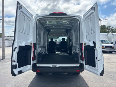 2027 Ford Transit-250 Base