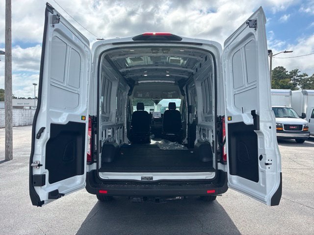 2027 Ford Transit-250 Base