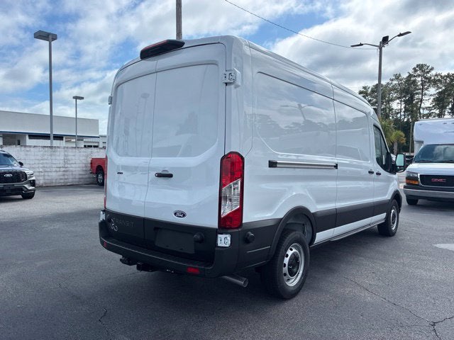 2027 Ford Transit-250 Base