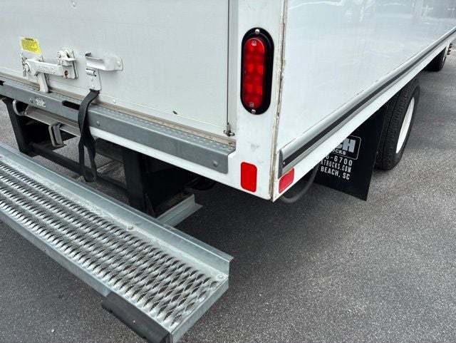 2024 Ford E-350SD Base Cutaway