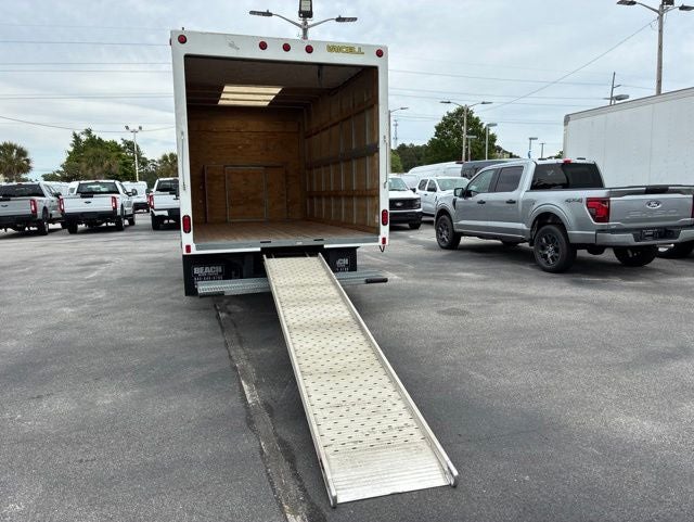 2024 Ford E-350SD Base Cutaway
