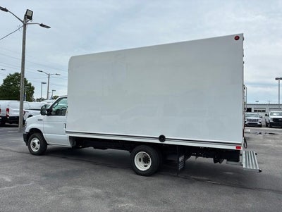 2024 Ford E-350SD Base Cutaway