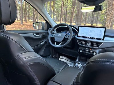 2025 Ford Escape Plug-In Hybrid Base