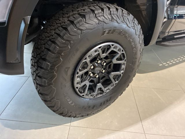 2025 Ford F-150 Raptor R