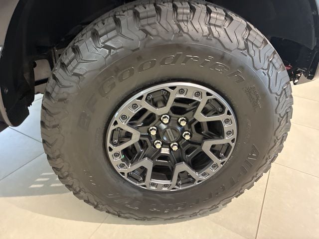2025 Ford F-150 Raptor R