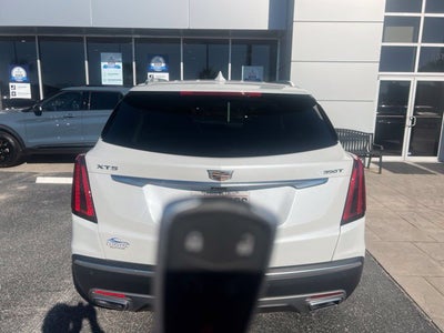 2022 Cadillac XT5 Premium Luxury