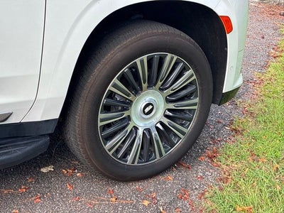 2022 Cadillac Escalade ESV Premium