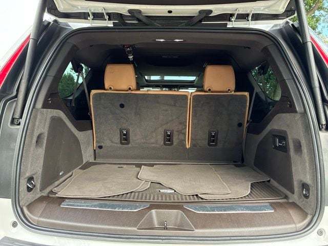 2022 Cadillac Escalade ESV Premium