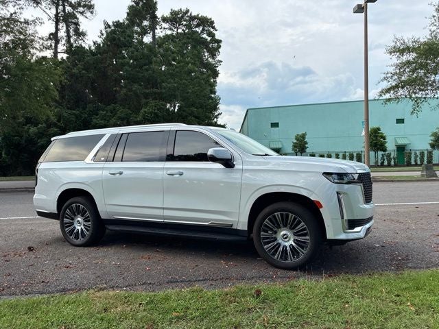 2022 Cadillac Escalade ESV Premium