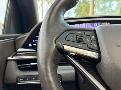 2022 Cadillac Escalade ESV Premium