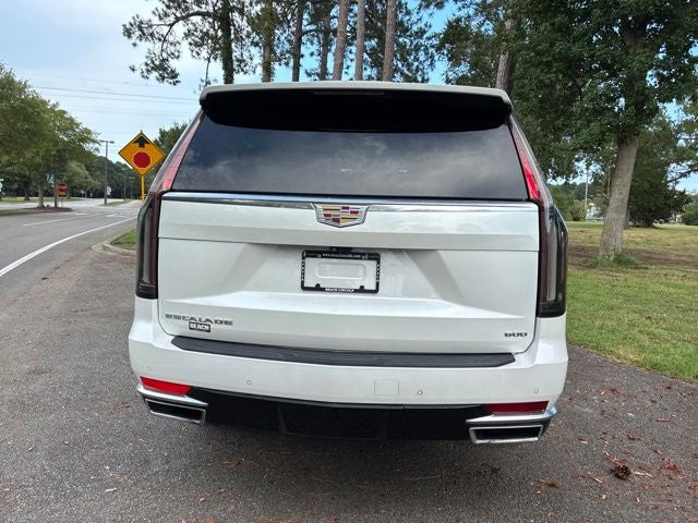 2022 Cadillac Escalade ESV Premium