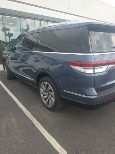2023 Lincoln Navigator Reserve