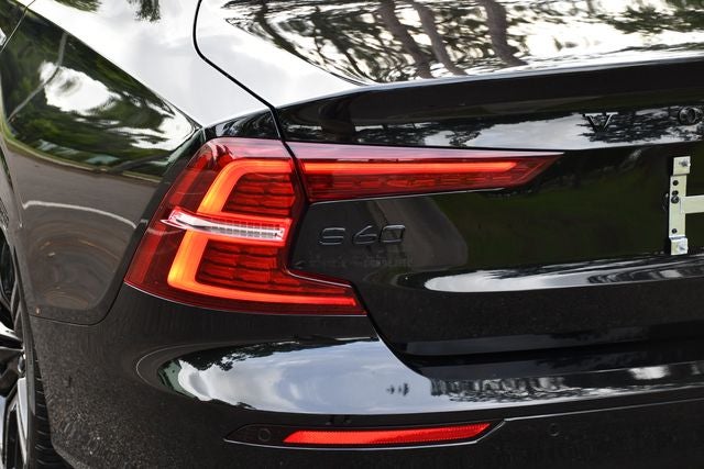 2024 Volvo S60 B5 Plus Black Edition