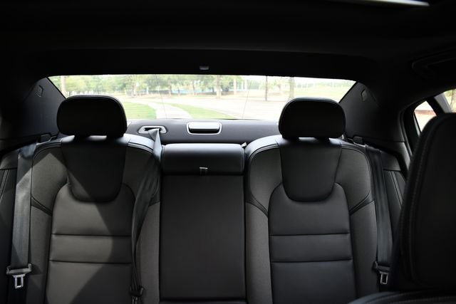 2024 Volvo S60 B5 Plus Black Edition