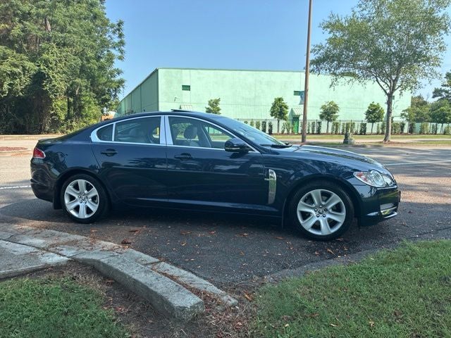 2010 Jaguar XF Base