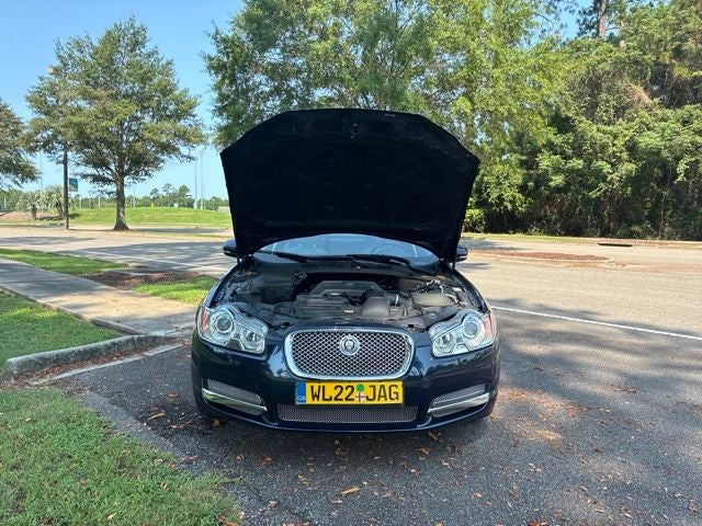 2010 Jaguar XF Base