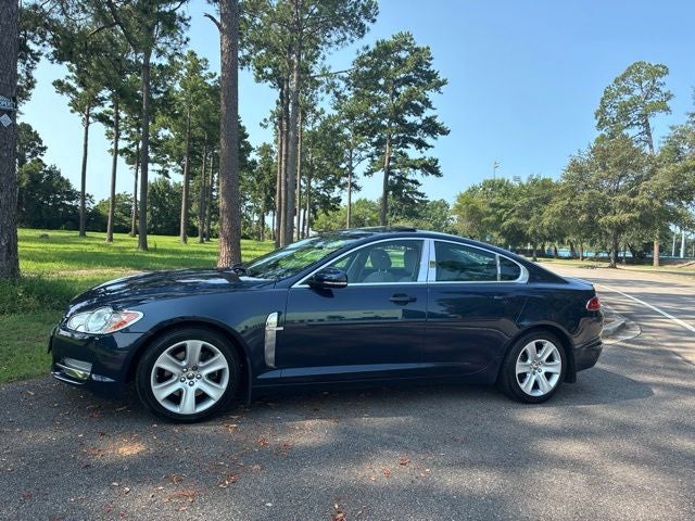 2010 Jaguar XF Base