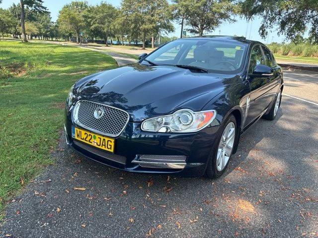 2010 Jaguar XF Base