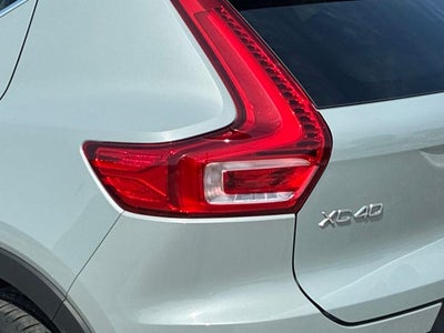 2025 Volvo XC40 B5 Core
